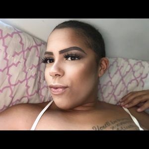 Meet your Posher, Arrika